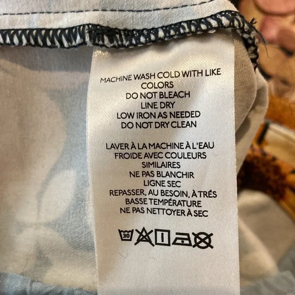 Maeve floral cropped pants, size 2 - Picture 7 of 9